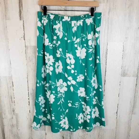 J. Crew Green Floral Midi Skirt - Picture 3 of 5
